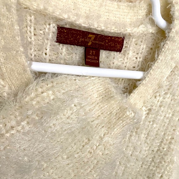 7 FOR ALL MANKIND Sweater W/Cute Buttons & A Bow At Hemline Size 2T - Picture 4 of 5